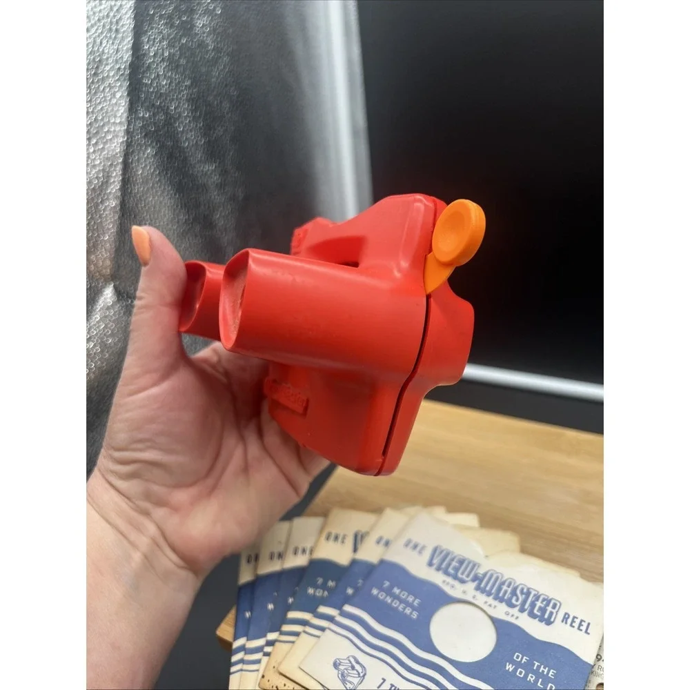 Vintage View Master 3D Red Classic Toy Slide Viewer With 7 Slides Made In USA